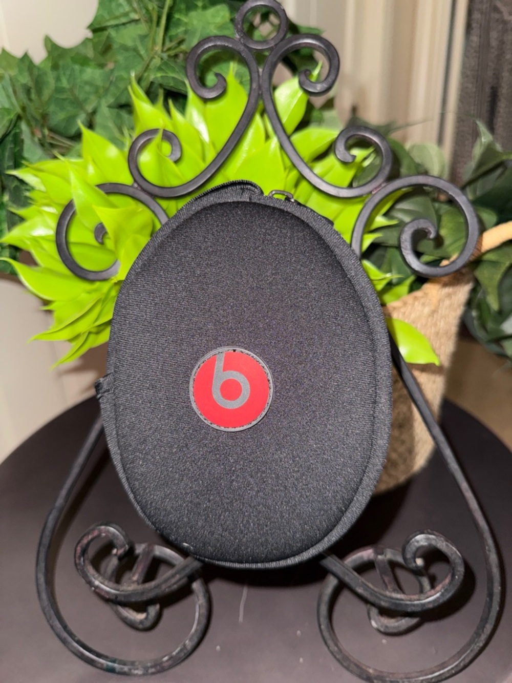 Beats Black Zippered Earphone Case with Red Logo